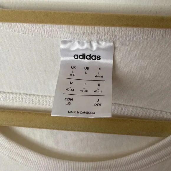 Adidas Crewneck White Breast Emblem Athletic Short Sleeve T-Shirt Size L - Picture 3 of 8